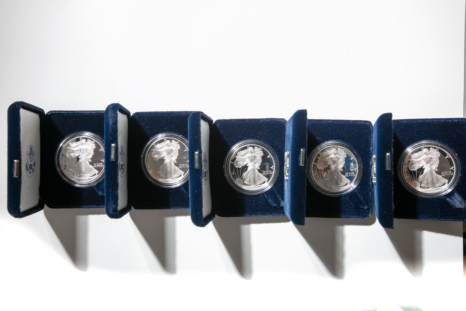 Lot of 5 American Eagle One Ounce Proof Silver Bullion (1 of 3)