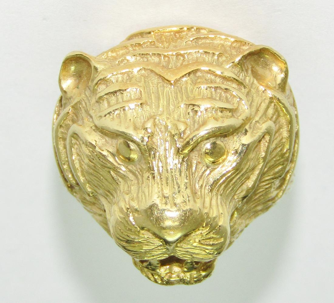 Van Cleef & Arpels 18Kt Gold Lions Head Ring (1 of 3)