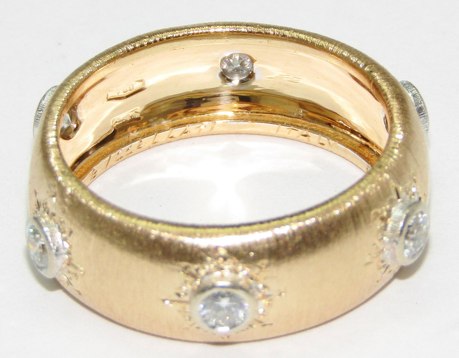 Buccellati 18Kt Yellow Gold and Diamond Ring (1 of 2)