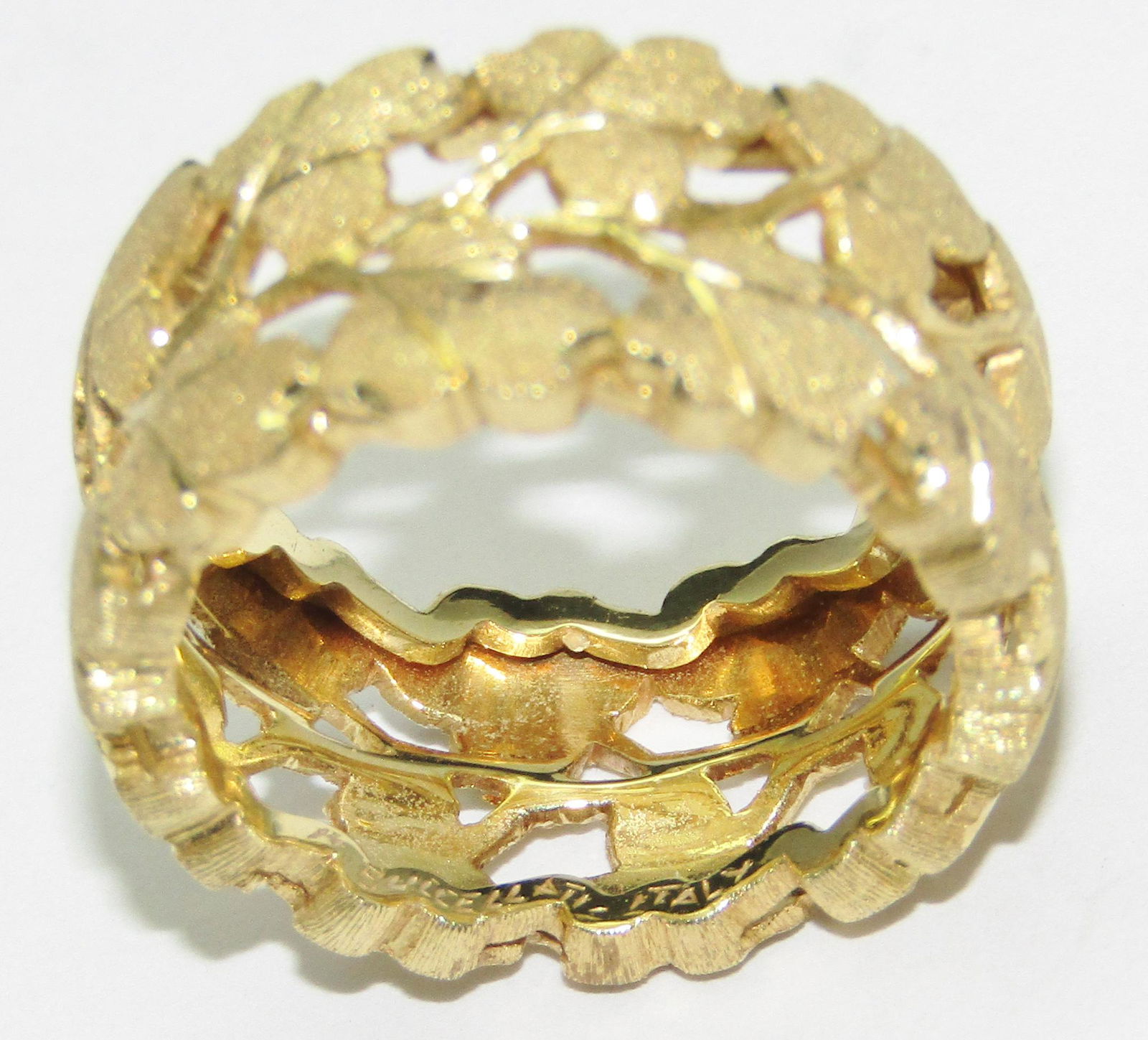 Buccellati 18Kt Gold 3-Ring with Leaf Motif (1 of 4)