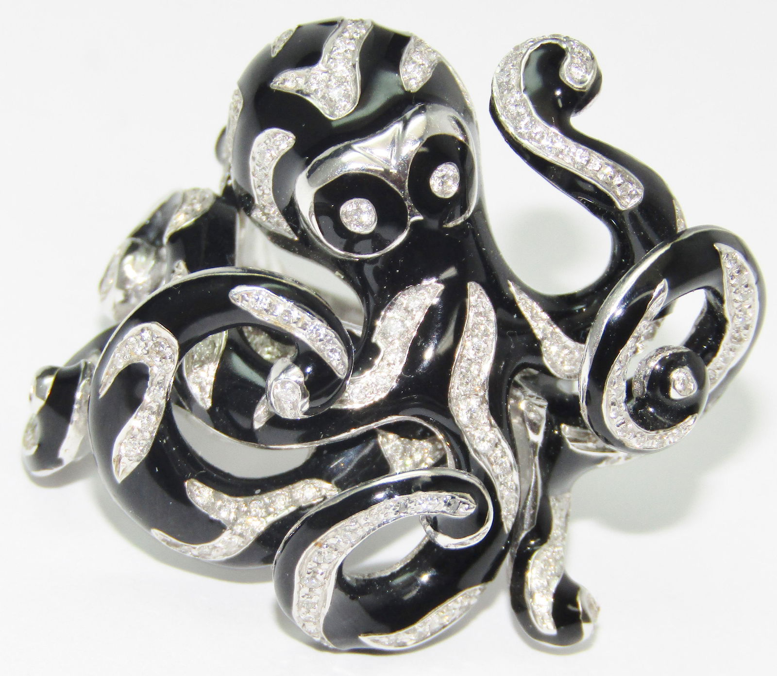 18Kt White Gold and Enamel Octopus Ring with Diamonds (1 of 1)