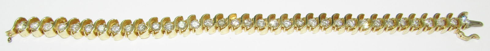 14Kt Gold and Diamond S Link Bracelet (1 of 2)