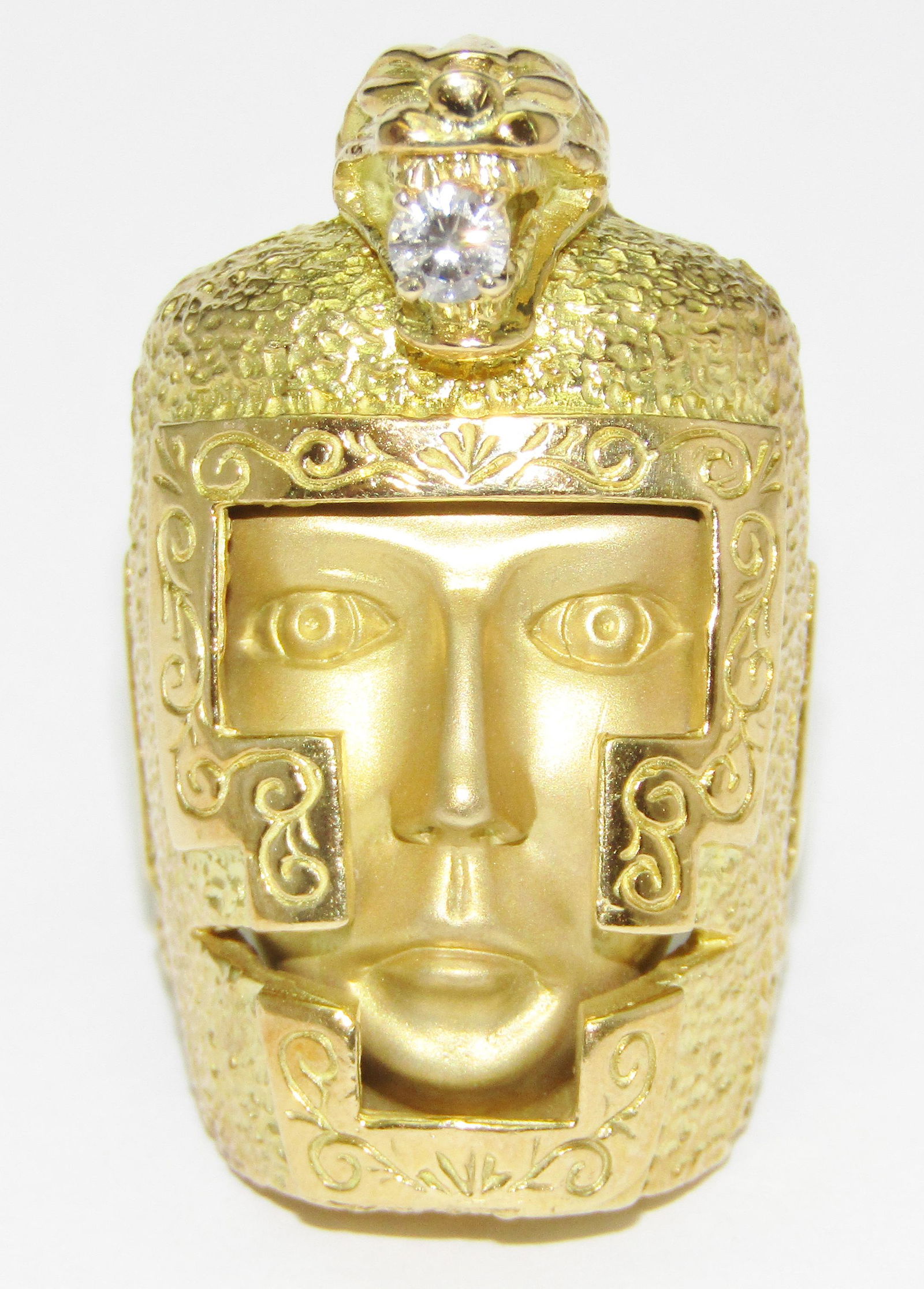 18Kt Yellow Gold Ring with Egyptian Motif (1 of 1)