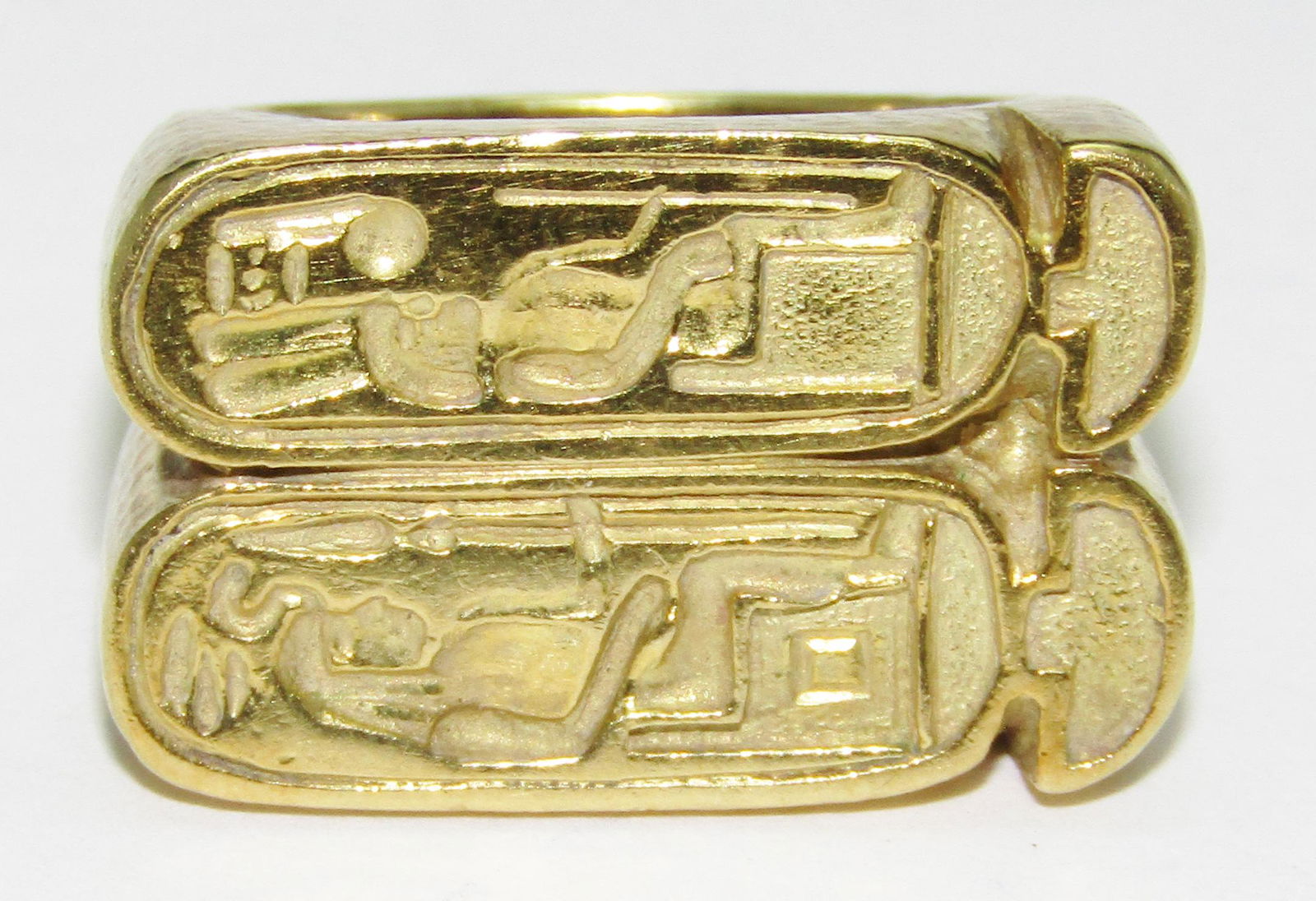 18Kt yellow gold ring with  Egyptian Cartouche (1 of 1)