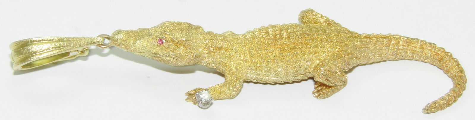 18Kt Gold Crocodile Pendant with Rubies and Diamond (1 of 1)