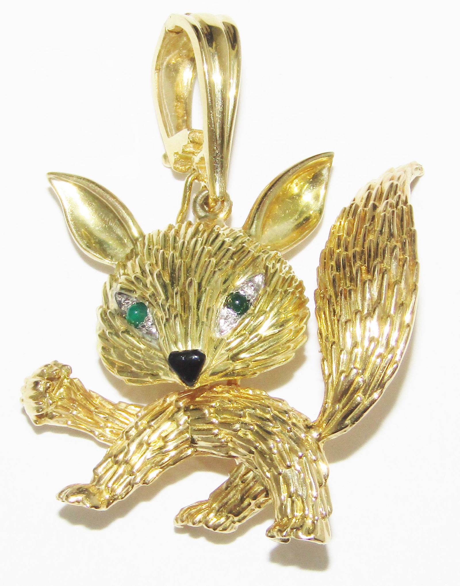 18Kt Gold Fox Pendant with Onyx, Emeralds and Diamonds (1 of 1)