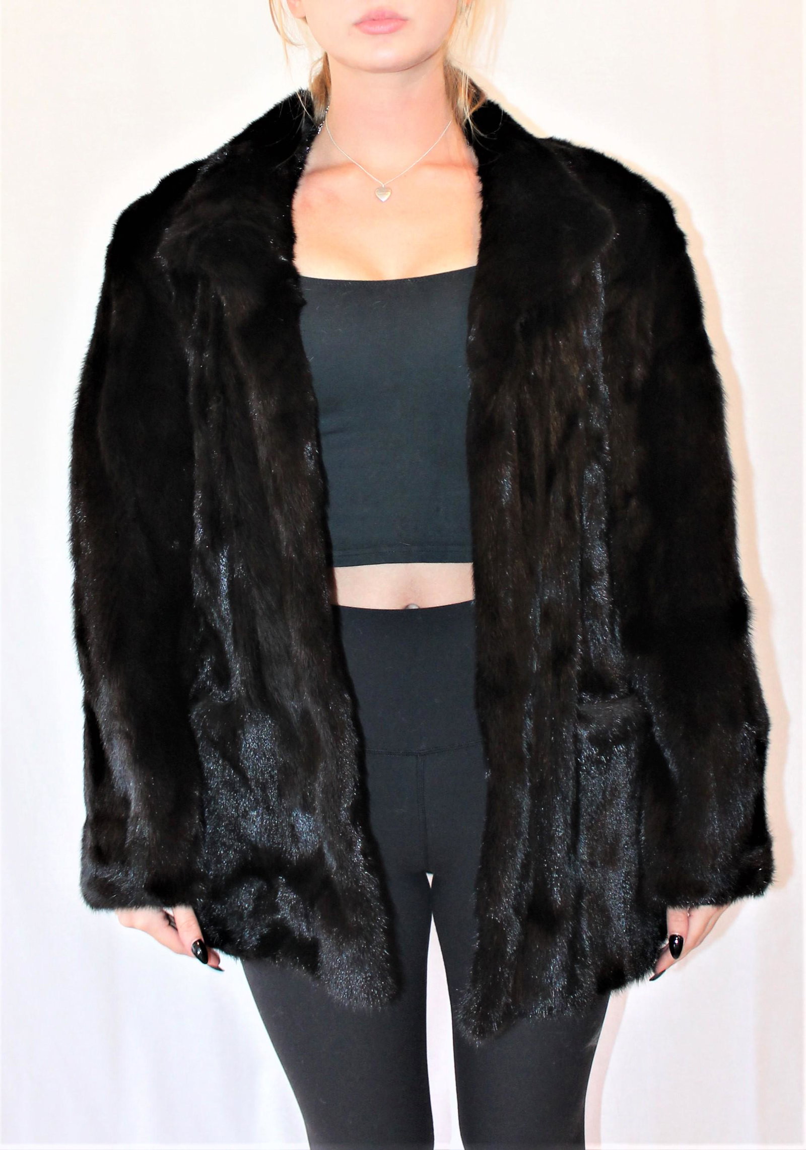 Maison Blanche Black Fur Coat: Maison Blanche attractive black fur coat. Falls beautifully through the hips…stay warm in this!