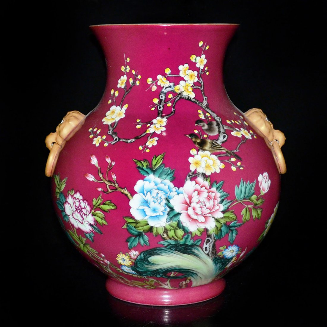 Qing, Famille-Rose Enamelled Floral Globular Vase with (1 of 8)