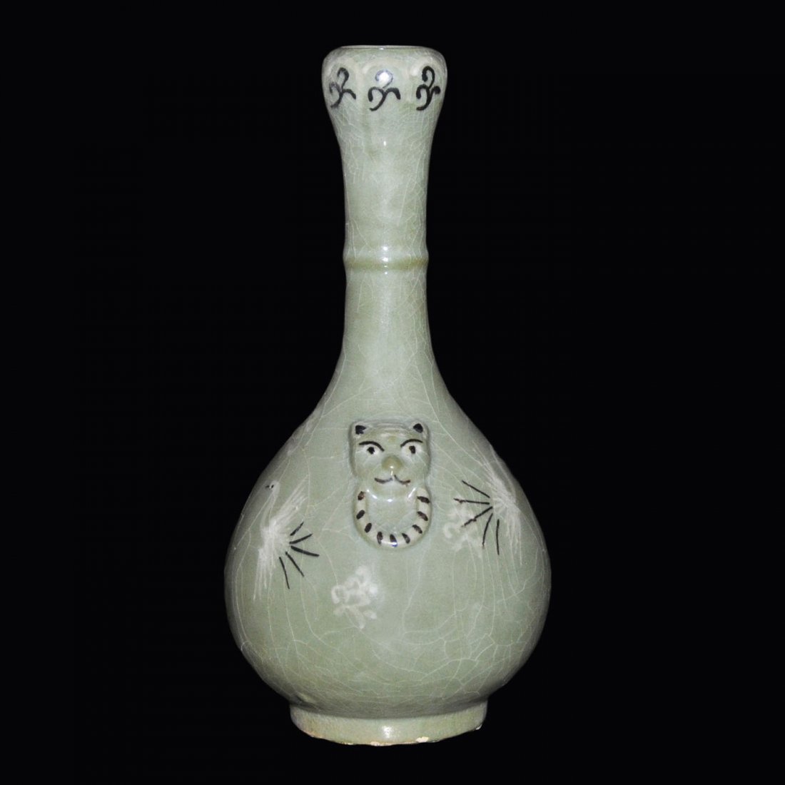 Korea, 19C Celadon Glazed Garlic Head Ribbed Crane and (1 of 7)