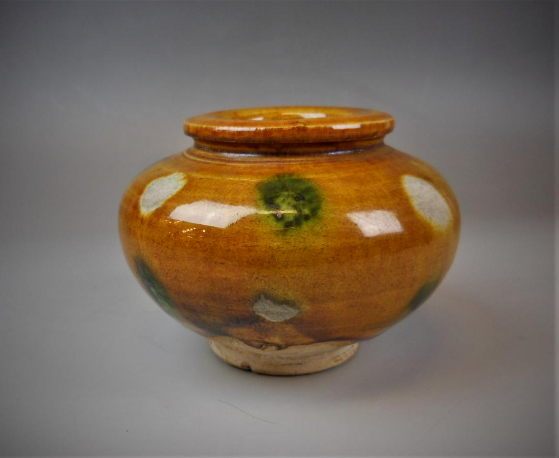 A small Chinese Liao sancai porcelain jar: A small Chinese Liao sancai porcelain jar, 3 1/4x4 in (8.3x10 cm). Shipping: We are able to pack and ship this item to an address in the United States for $ 25 .00 via USPS. Tracking information will 