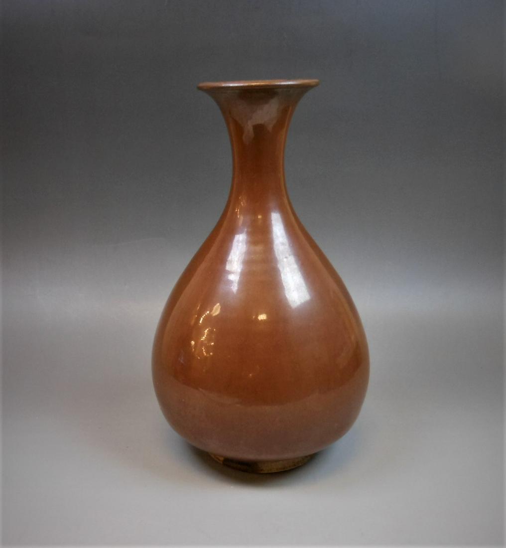 A Chinese Song style brown glazed porcelain vase (1 of 6)