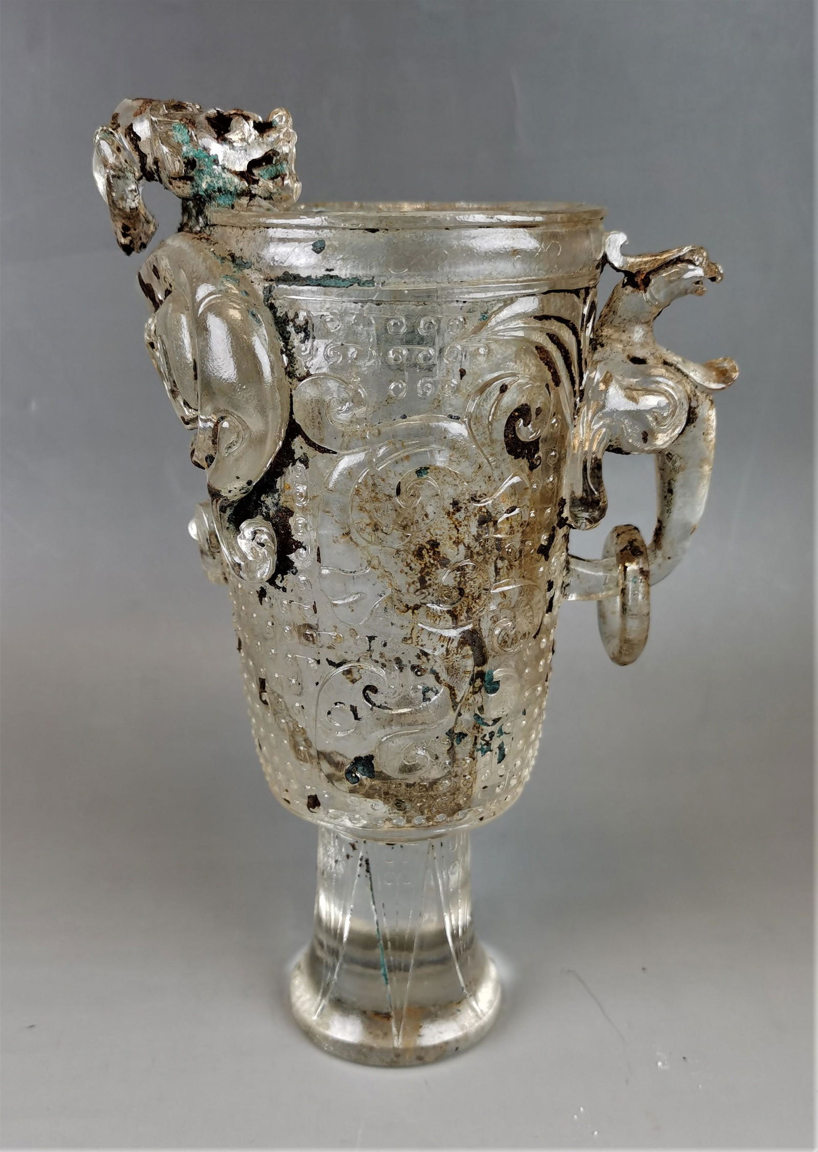 A Chinese archaic style crystal cup (1 of 8)