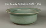 A Chinese Longquan-yao celadon glazed plate