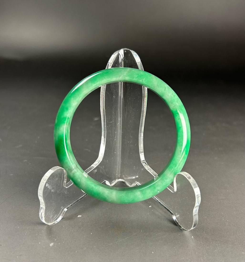 Chinese jadeite like bracelet (1 of 3)