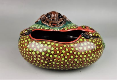 Chinese famille rose porcelain carved lion brush waster