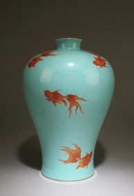 Chinese green ground and decoration red goldfish porcelain meiping