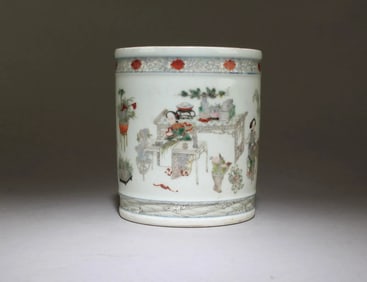 Chinese famille rose porcelain brush holder