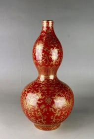 Chinese gilt (22k) red glazed porcelain vase