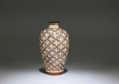 Chinese Jizhou-yao porcelain meiping