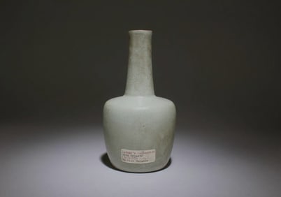 Chinese guan type porcelain vase