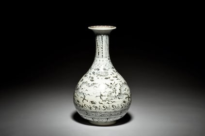 Chinese blue and white under-red glazed ‘dragon’ porcelain vase