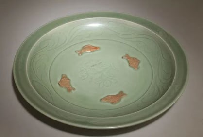 Chinese longguan ware celadon glazed plate
