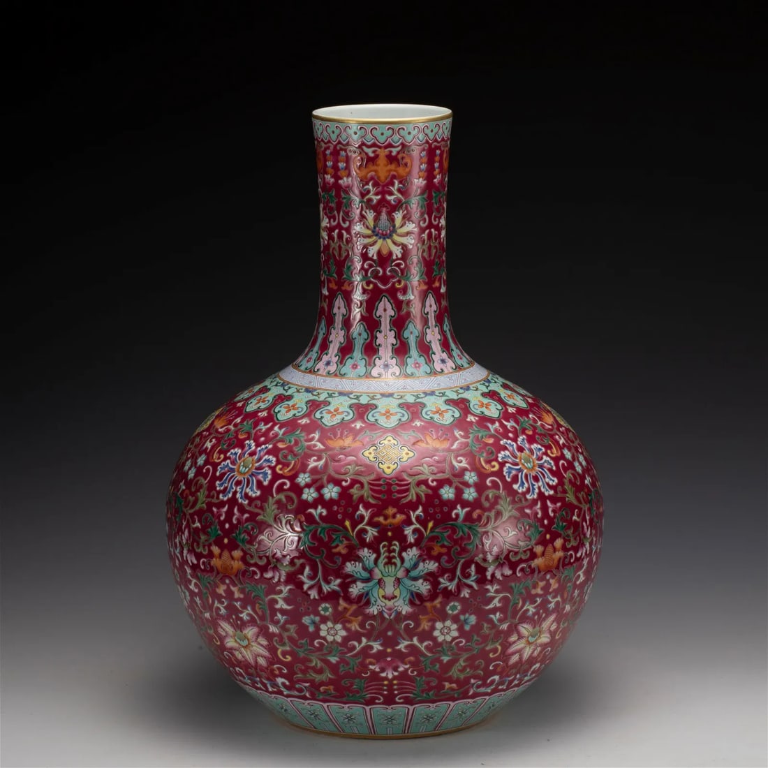 Large Chinese famille rose porcelain vase (1 of 7)