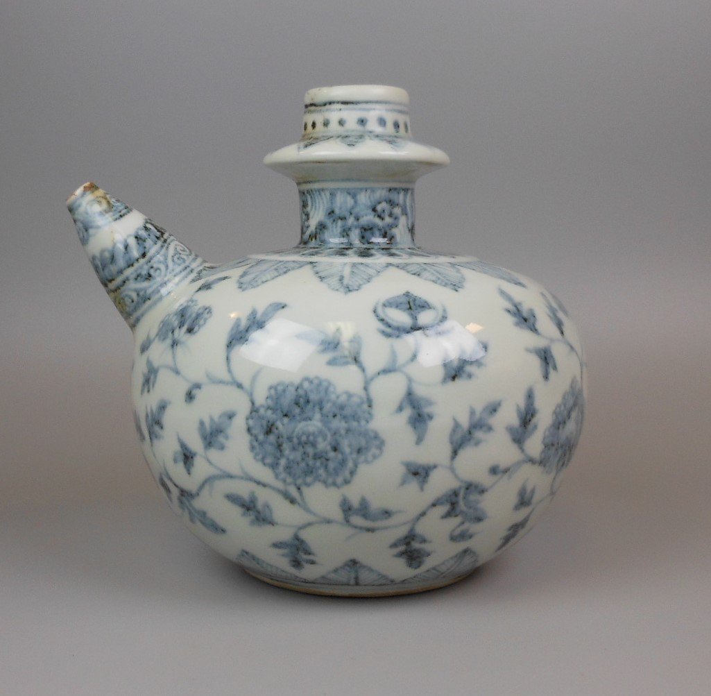ming-dynasty blue and white porcelain pot vase (1 of 9)