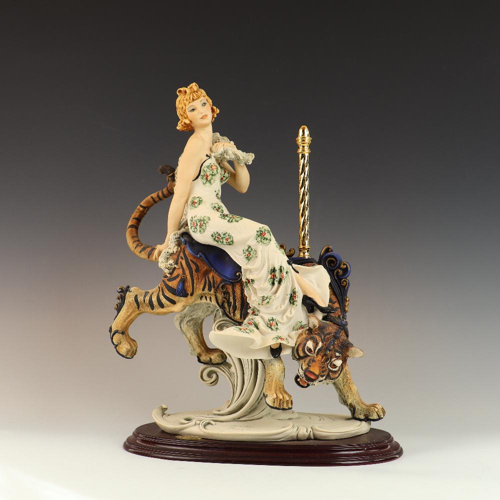 Giuseppe Armani Large Tiger Lilly Sculpture with COA: Giuseppe Armani Large Tiger Lilly Sculpture Italy Retired 1998 number 126/5000 limited edition has a small chip at the base of the pole see photos 17.5 inches tall x 13 inches wide includes the COA no