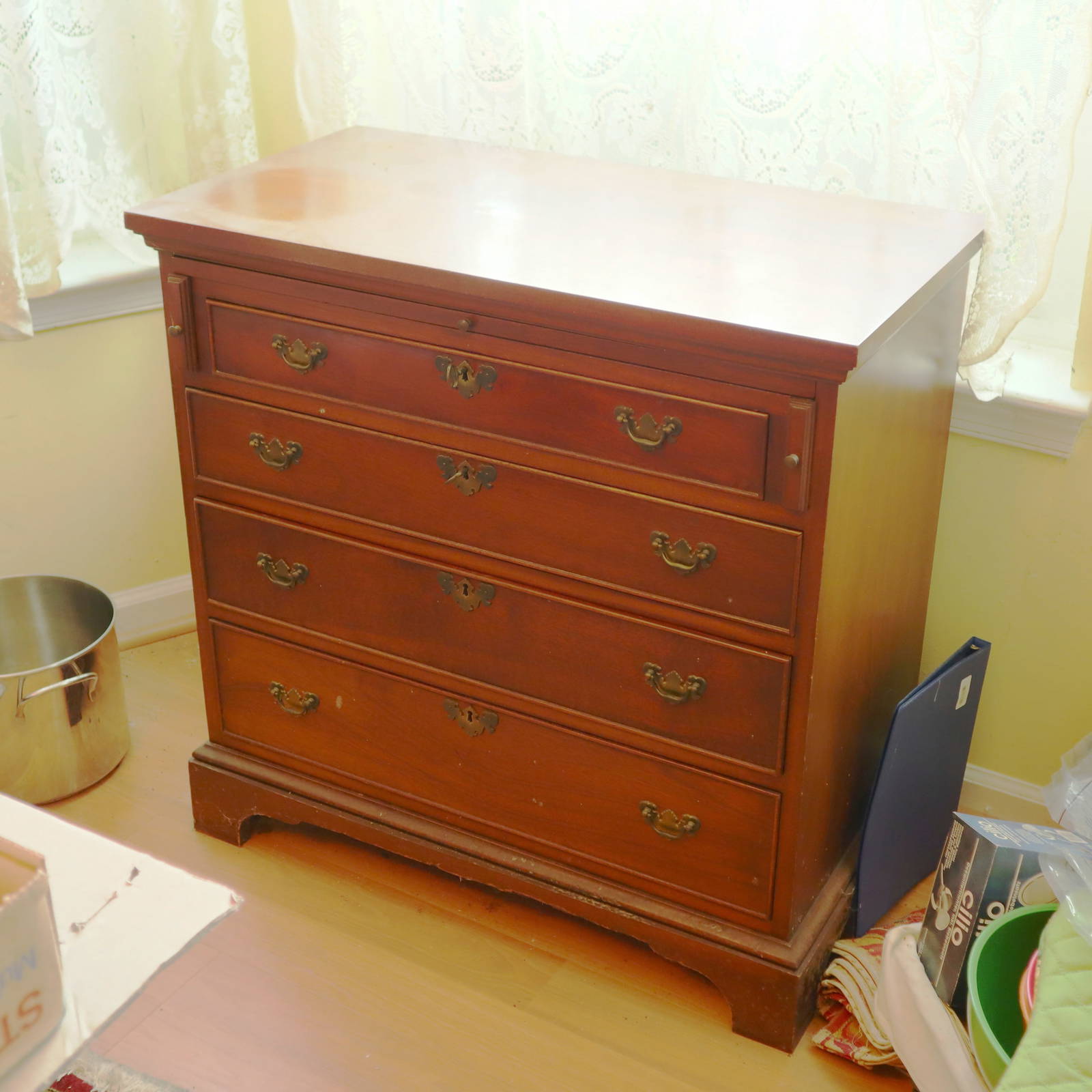 Craftique Furniture Auction