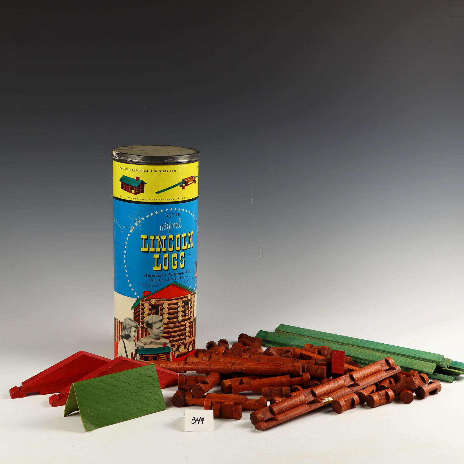 Original Lincoln Logs Vintage made in USA: Original Lincoln Logs Vintage made in USA 13.5 inches tall box