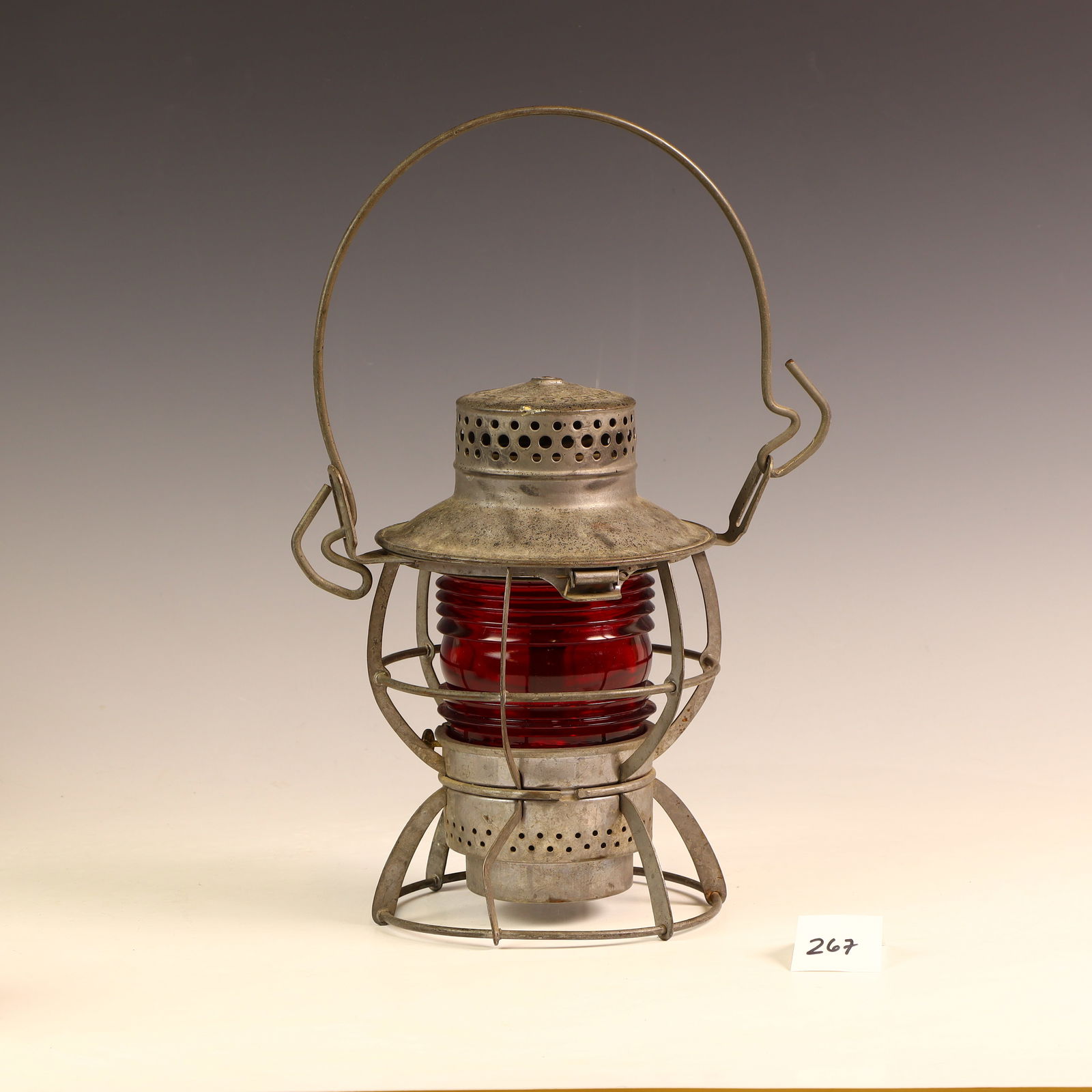 Dressel Arlington N.J. red globe railroad lantern (1 of 3)