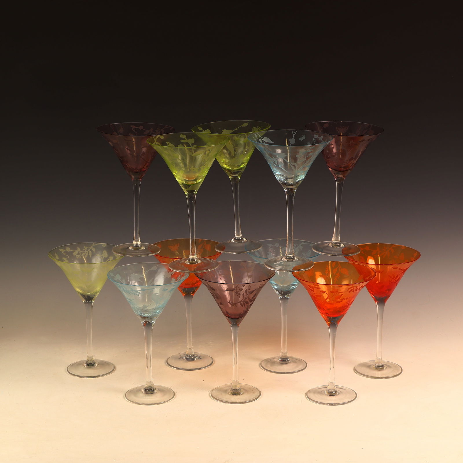 Lot of Manorisms multicolored Martini glasses: Lot of multicolored Martini glasses