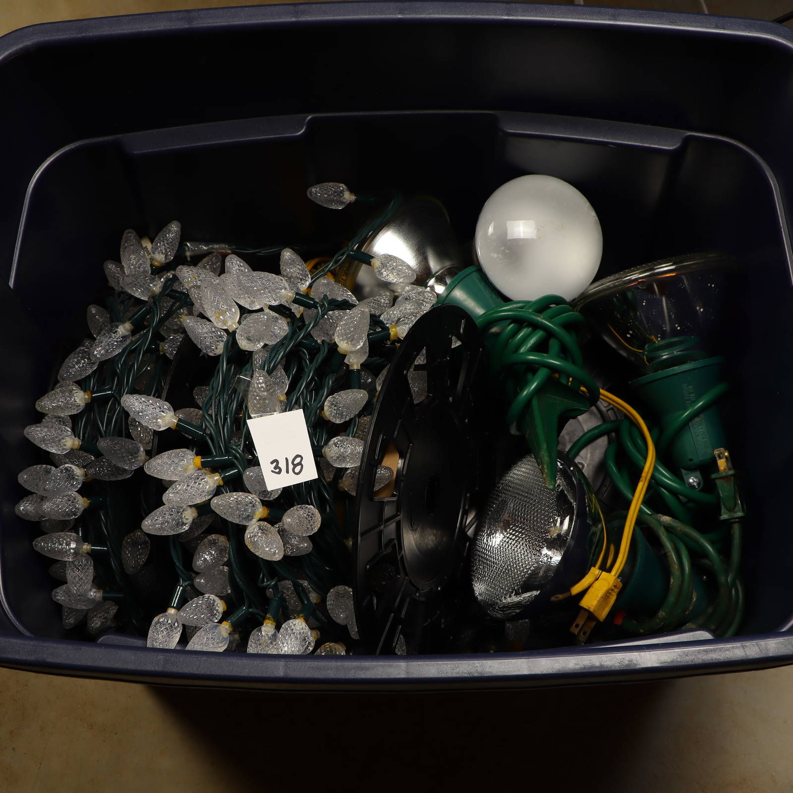 Lot Of Outdoor Holiday Flood Lights And Some Christmas Lights Auction