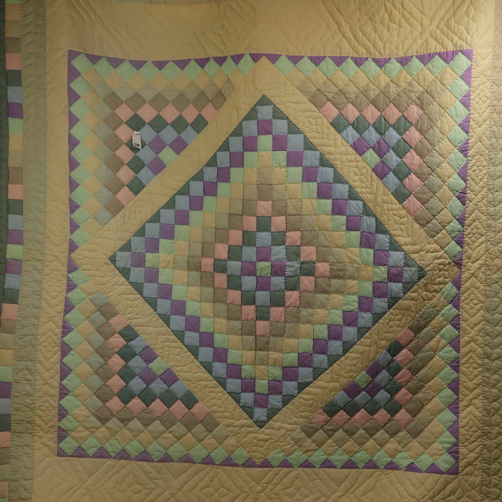 Handmade quilt: Handmade quilt 67X84 inches