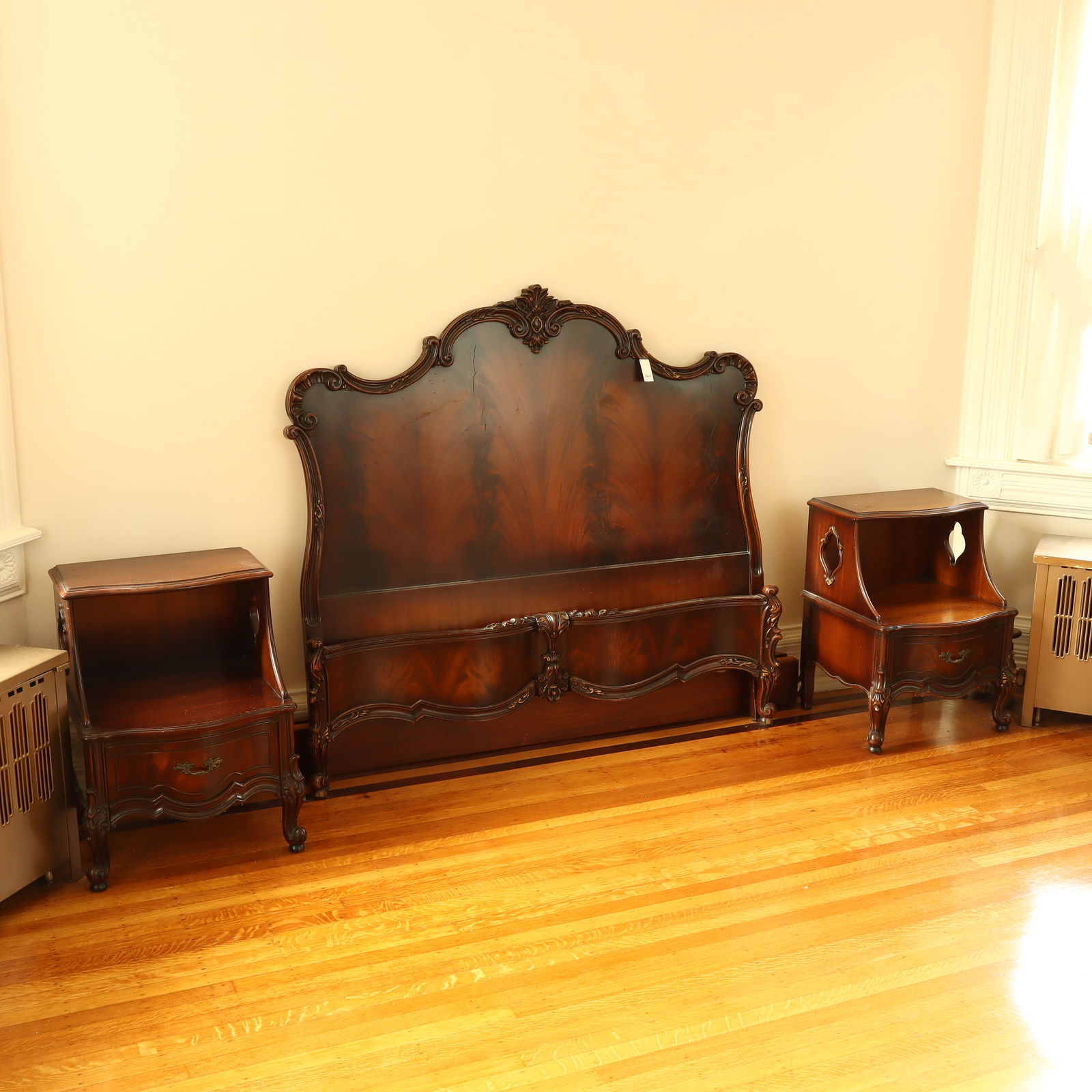 Antique walnut double bed footboard and headboard with 2 nightstands (1 of 3)