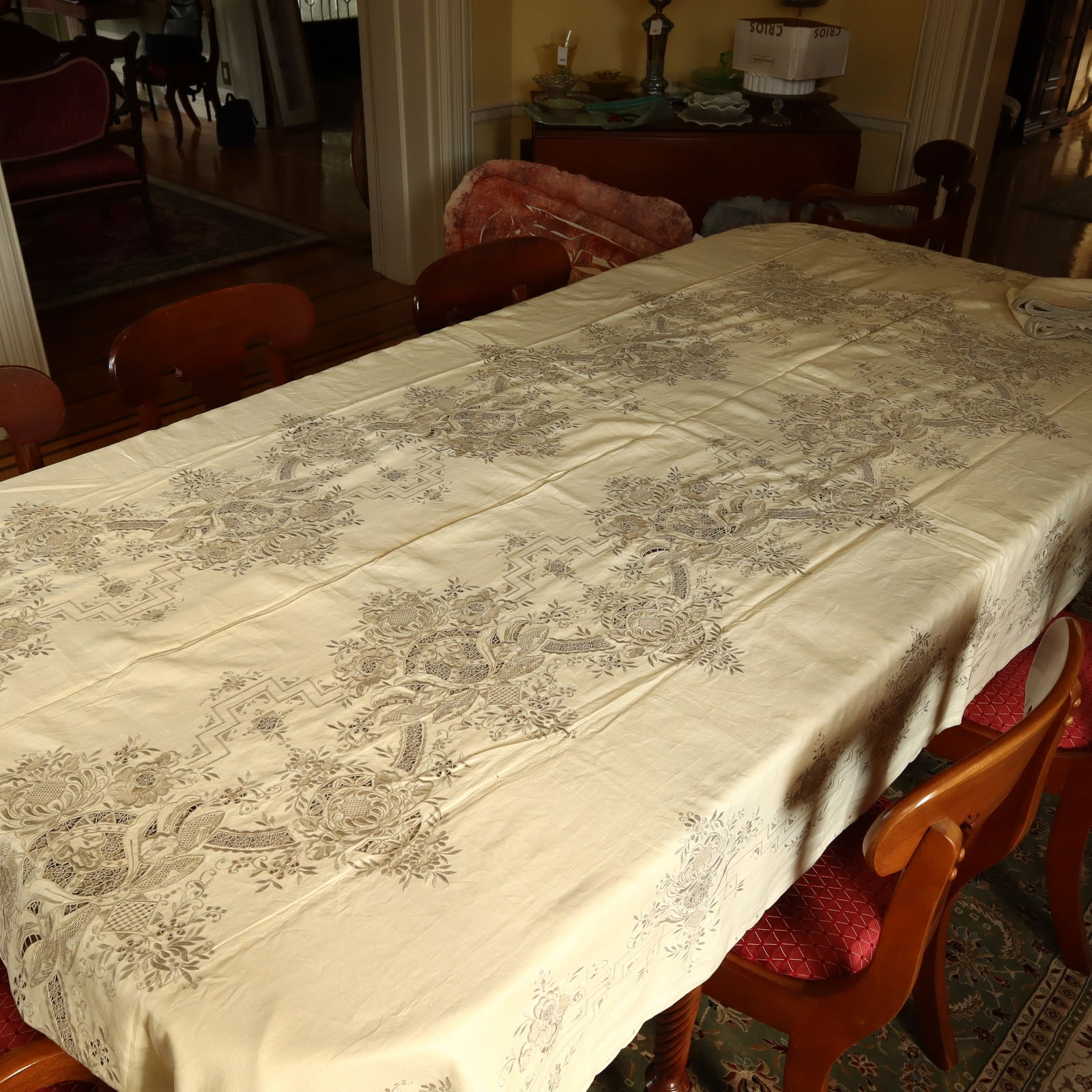 Large embroidered table cloth with 24 napkins (1 of 6)