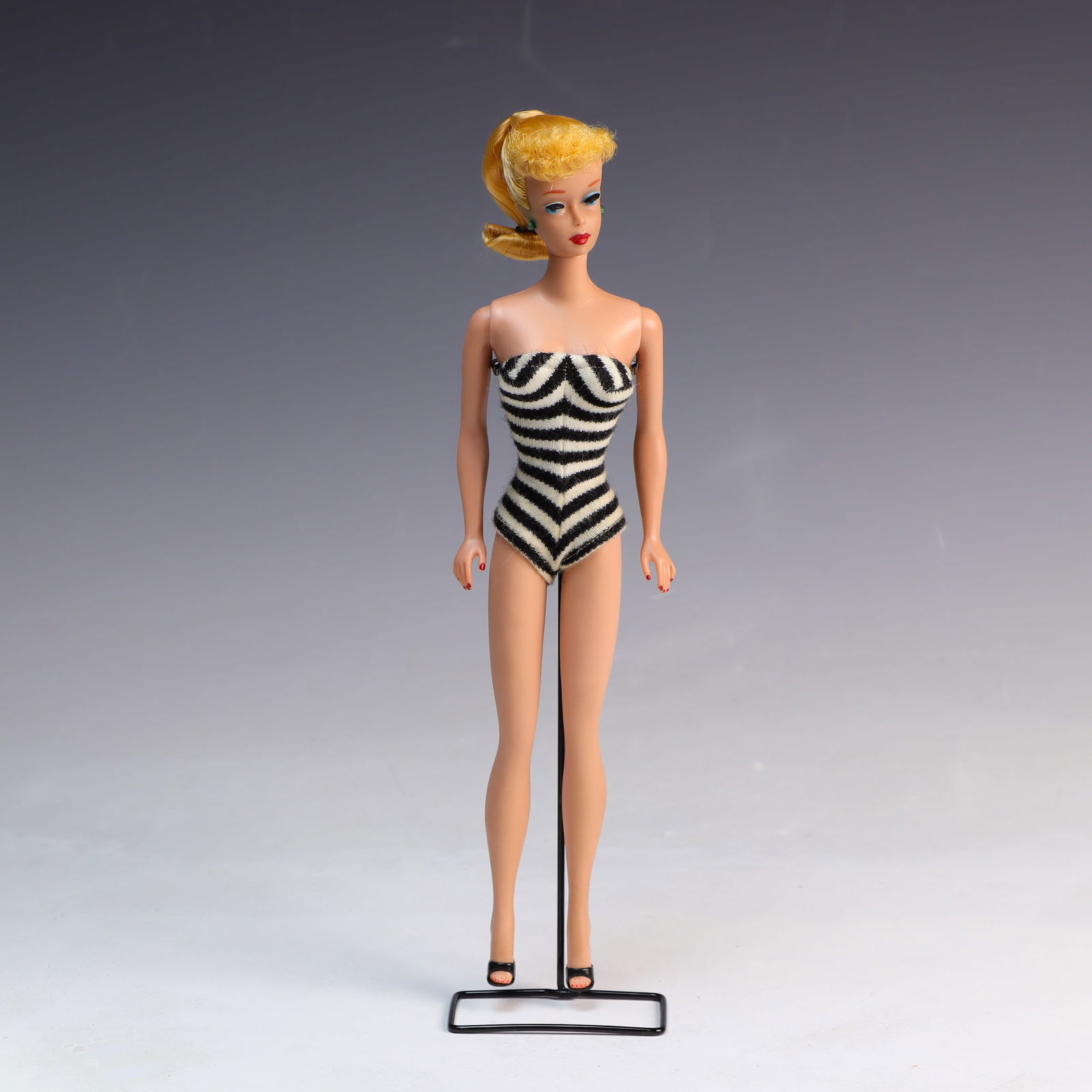 1959 Pony Tail Barbie in Original Box with the Iconic Zebra Outfit (1 of 9)