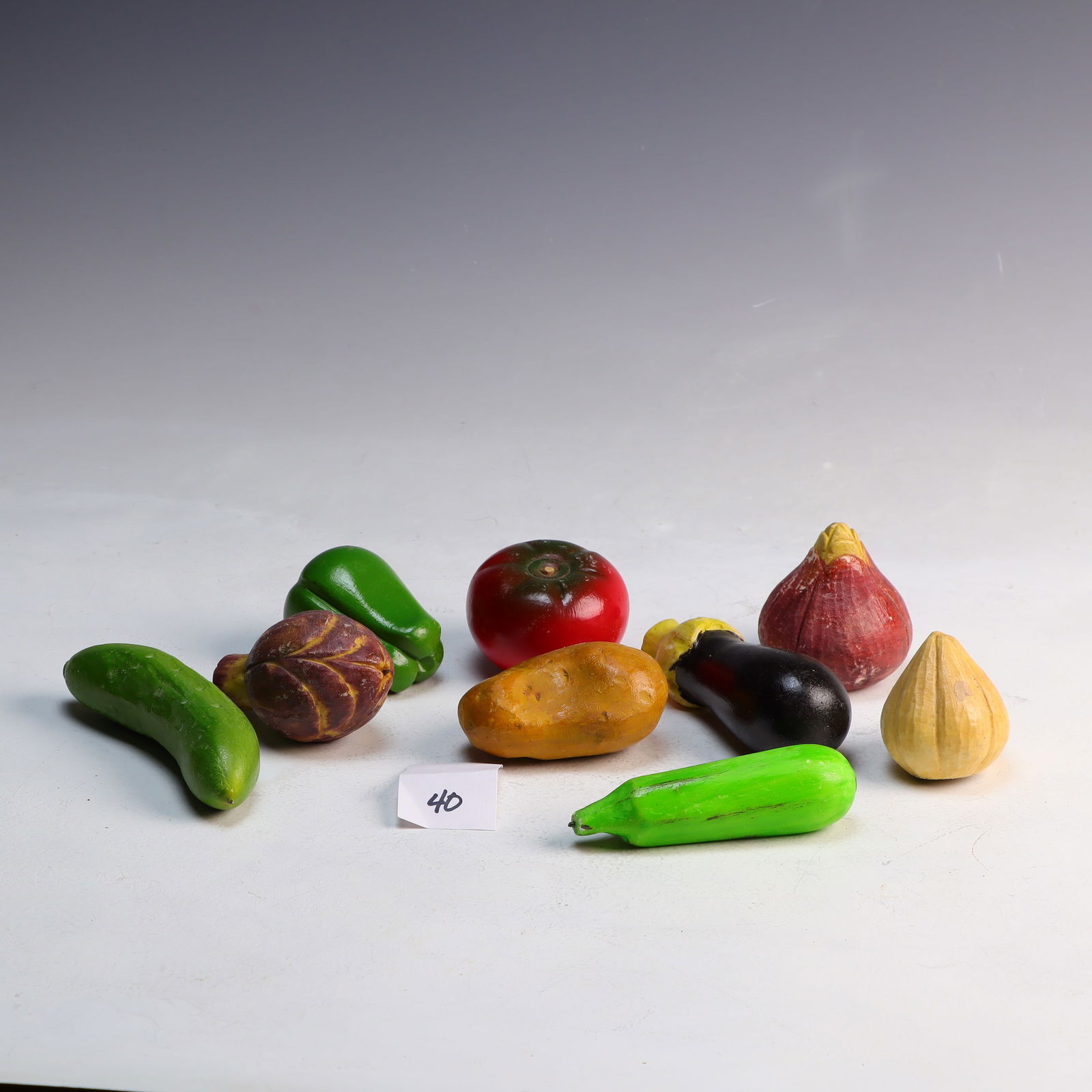 Lot of vintage handpainted Alabaster made in Italy vegetables sculptures: Lot of vintage handpainted Alabaster made in Italy vegetables sculptures