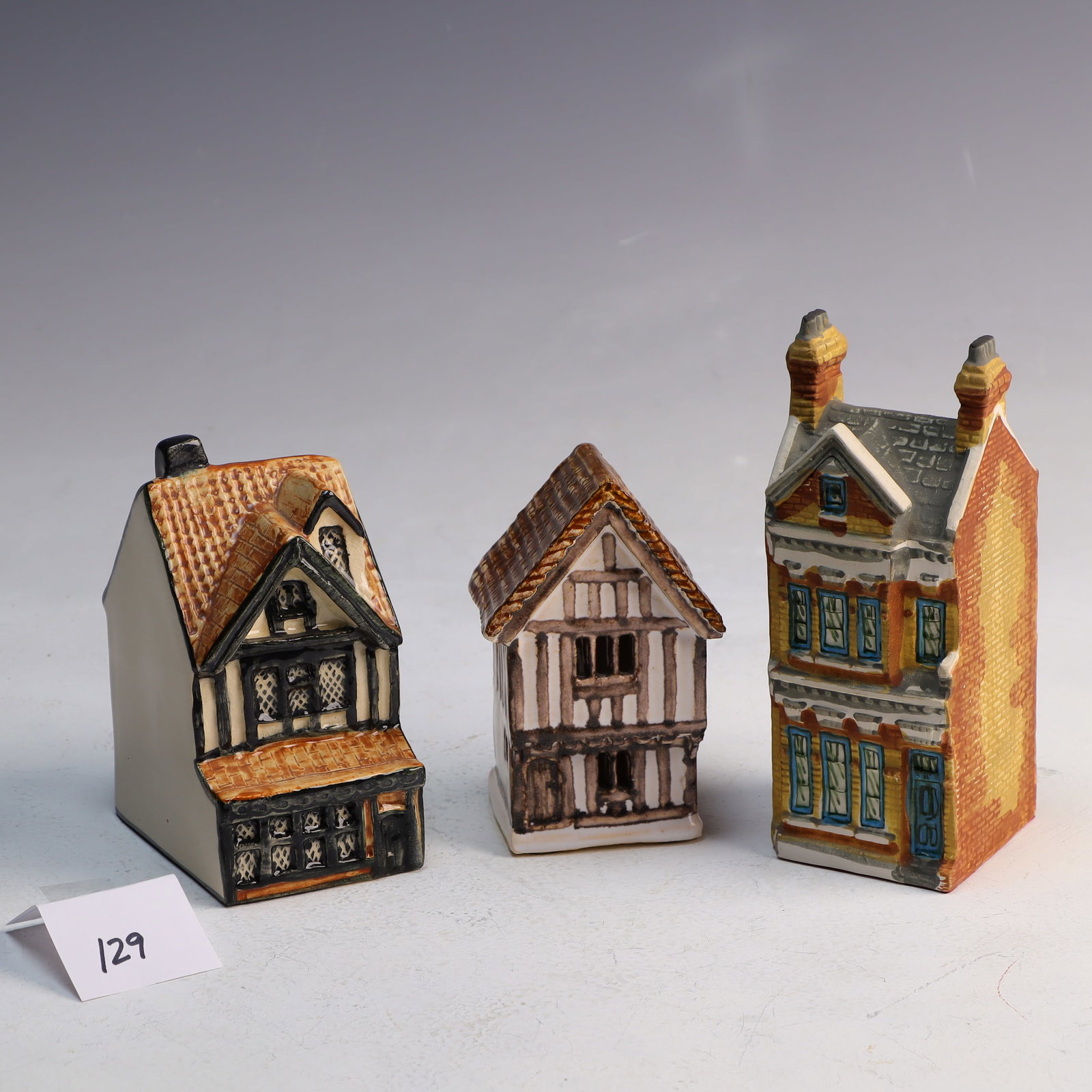 Three English Cottages Miniatures made in England (1 of 3)
