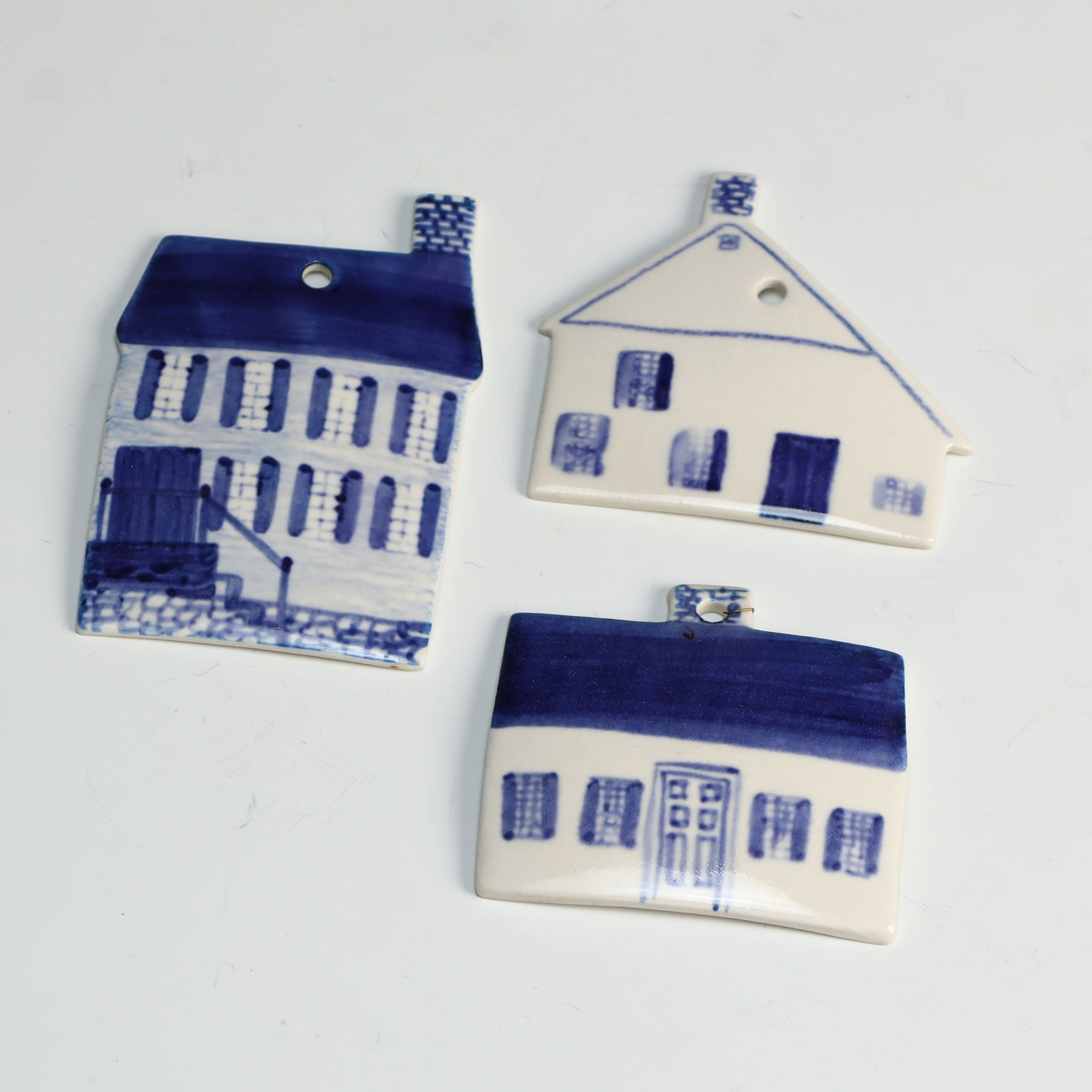 Three vintage Belgium Signed houses wall ornament (1 of 2)