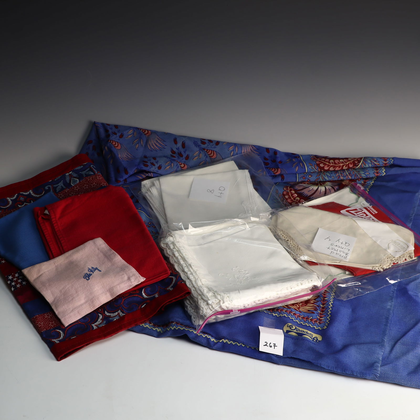 Vintage Linens/textiles: Vintage Linens/textiles