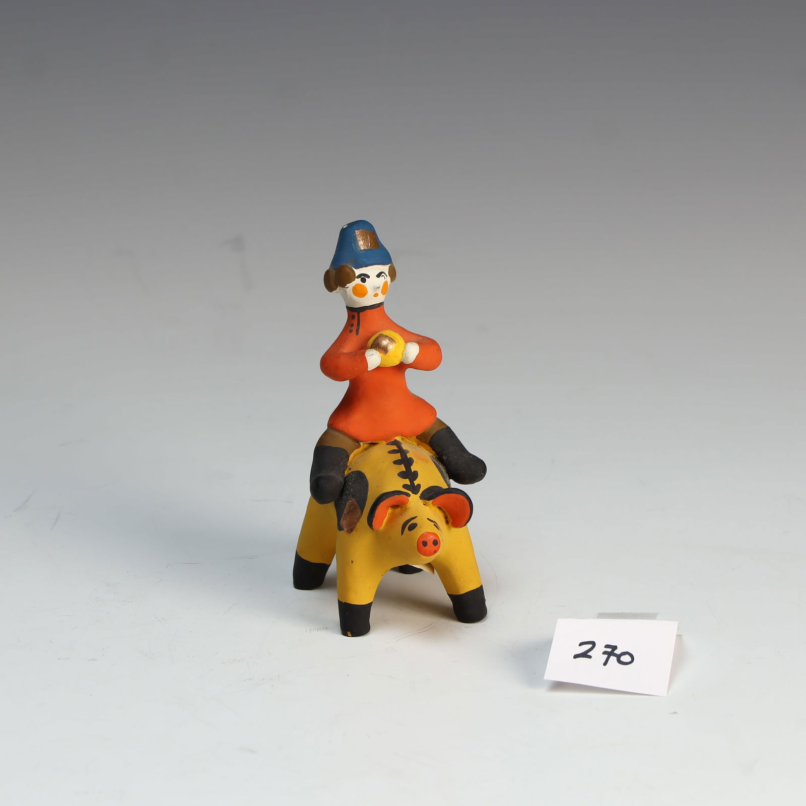 Vintage Russian Folk Art Clay Sculpture: Vintage Russian Folk Art Clay Sculpture 5 inches tall, 3.5 inches length, 2.5 inches wide