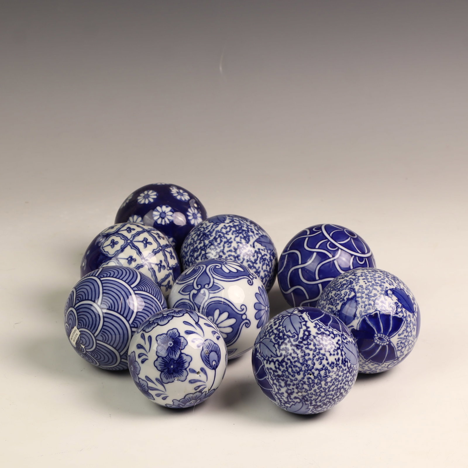 Nine Oriental decorative balls: Nine Oriental decorative balls 11 inches circumference