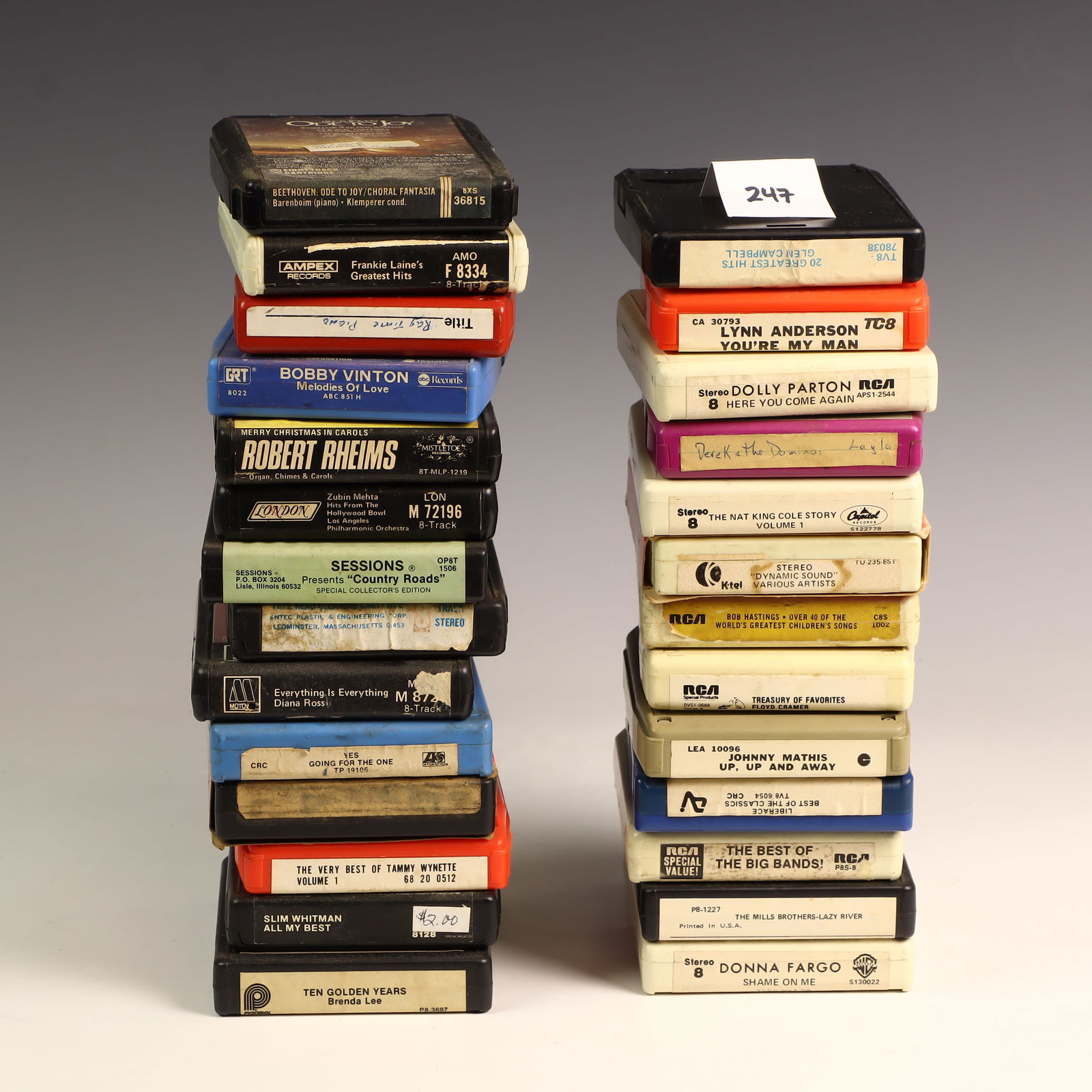Vintage 8 track tapes lot (1 of 1)