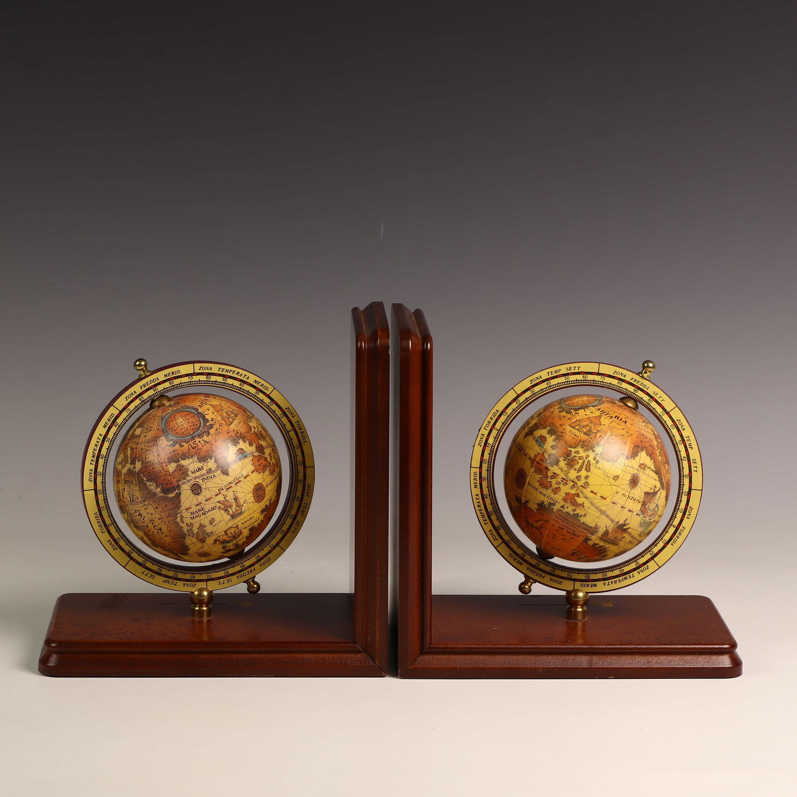 Vintage Chubb Globe Bookends (1 of 2)