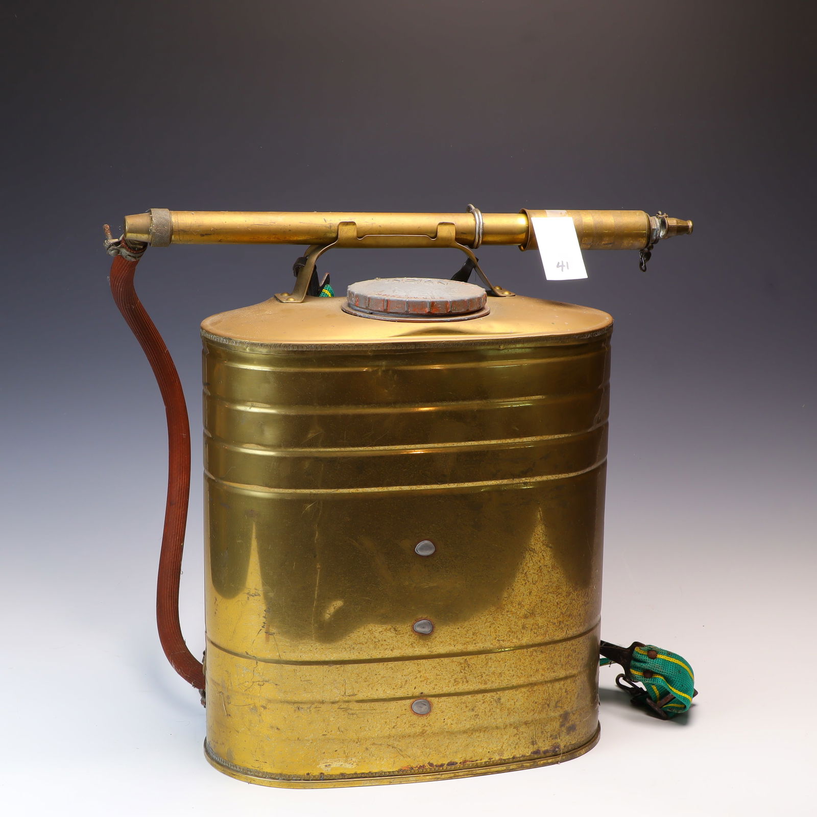 D.B. Smith and Co brass Indian backpack fire extinguisher (1 of 4)