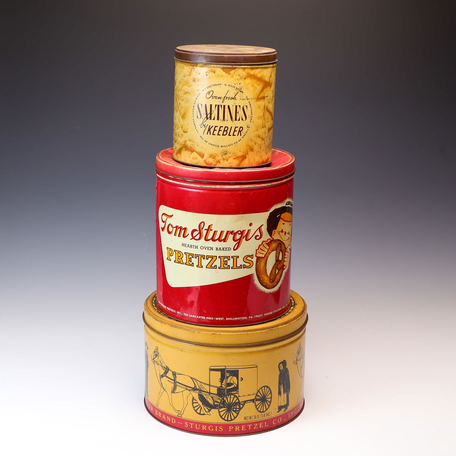 Three vintage tin cans (1 of 3)