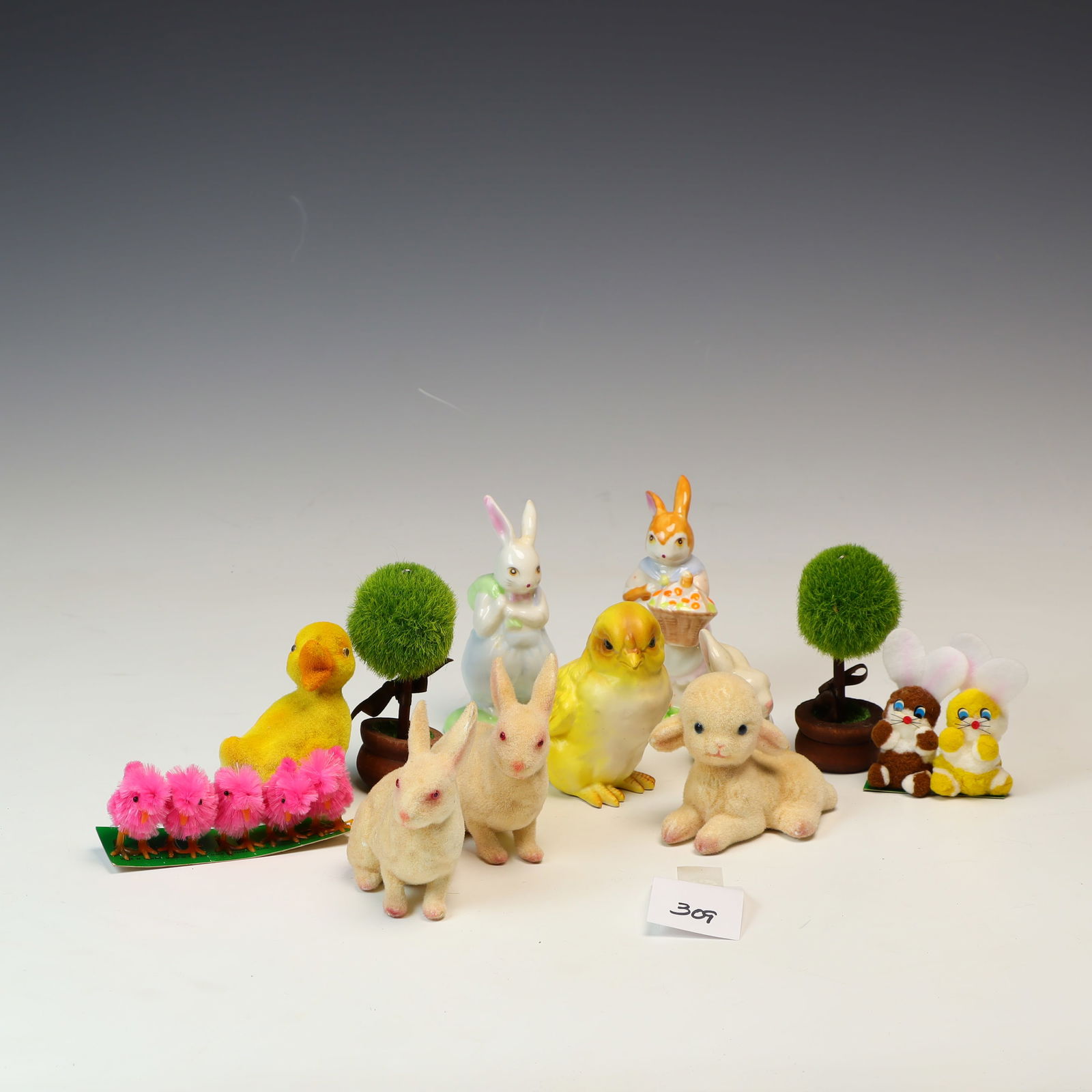 Vintage Easter Decorations (1 of 2)