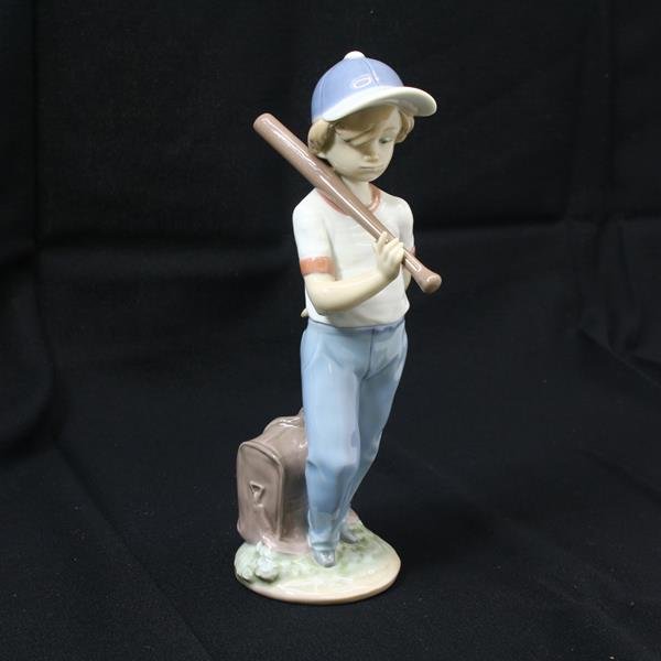 Lladro Porcelain 1990 Collector Society Figurine (1 of 1)